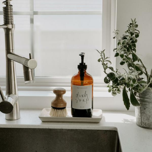 How to Organize Sponges, Brushes, and Dishwashing Supplies