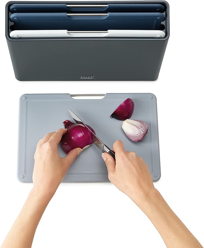 Joseph Joseph Folio 4-Piece Colour coded Cutting Board Set, Slimline case for organized Kitchen storage, Graphite - Image 4