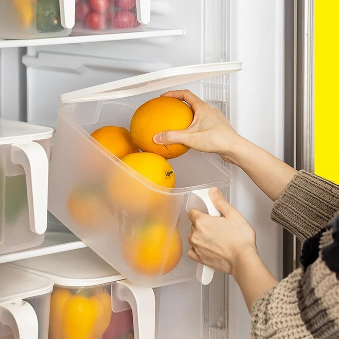 MineDecor 4 Pack 4.5L Plastic Storage Containers Square Food Storage Organizer Stackable Refrigerator Organizer Handle Kitchen Containers with Lids for Fruits Vegetables Meat Egg - Image 2