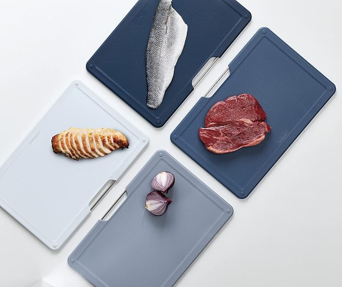 Joseph Joseph Folio 4-Piece Colour coded Cutting Board Set, Slimline case for organized Kitchen storage, Graphite - Image 5
